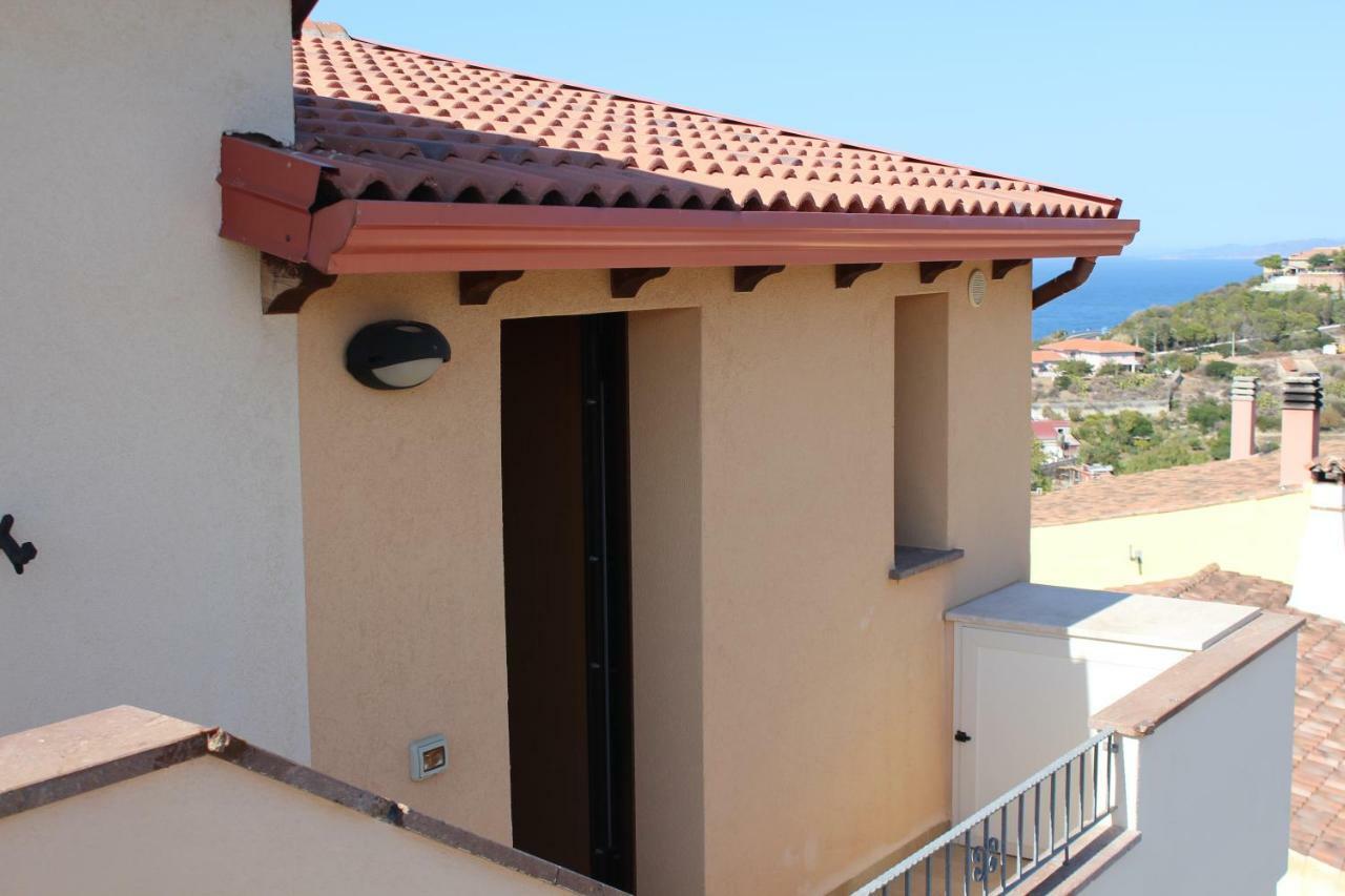 קאסטלסארדו Residence L'Incanto Attici מראה חיצוני תמונה